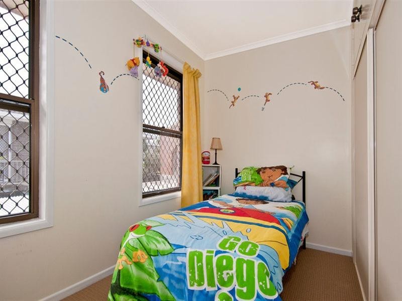 28 Edinburgh Dr, Bethania QLD 4205