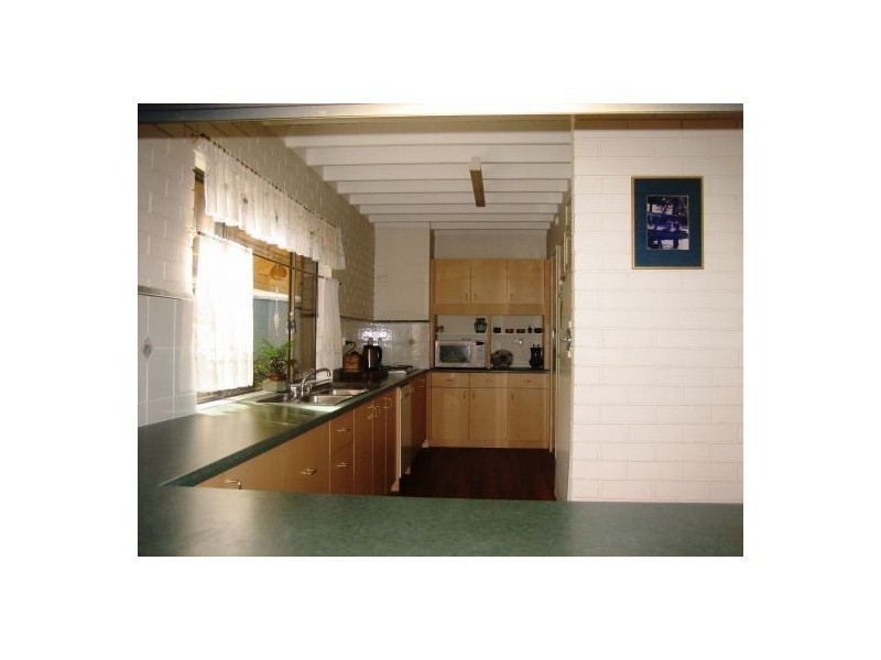 28 Edinburgh Dr, Bethania QLD 4205