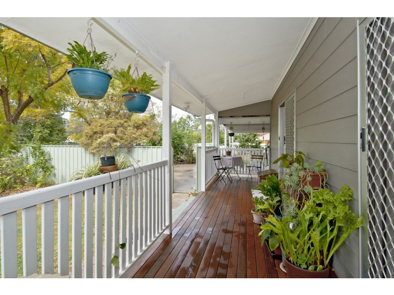 32 Logan Parade, Logan Reserve QLD 4133