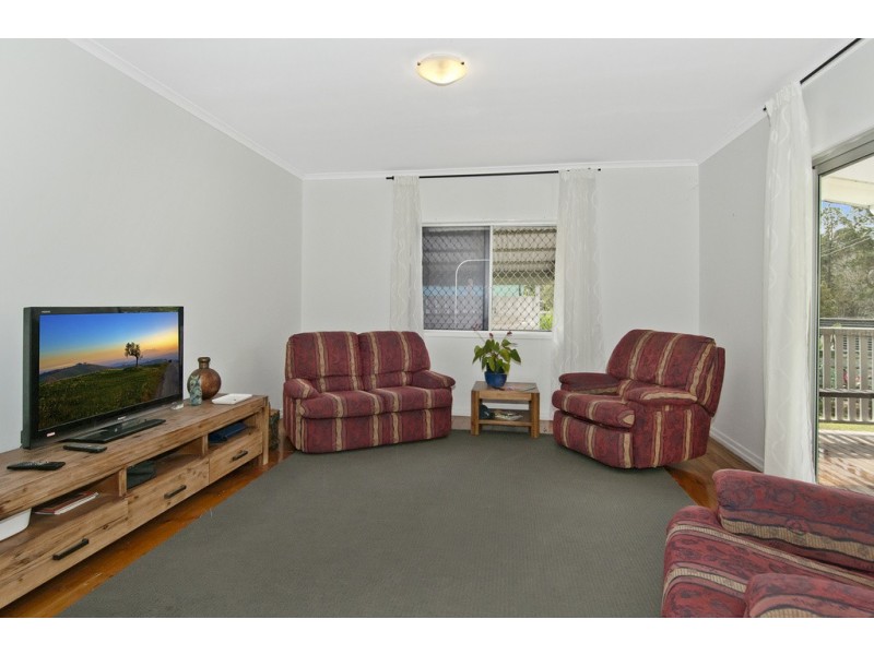 32 Logan Parade, Logan Reserve QLD 4133