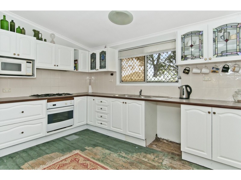 32 Logan Parade, Logan Reserve QLD 4133