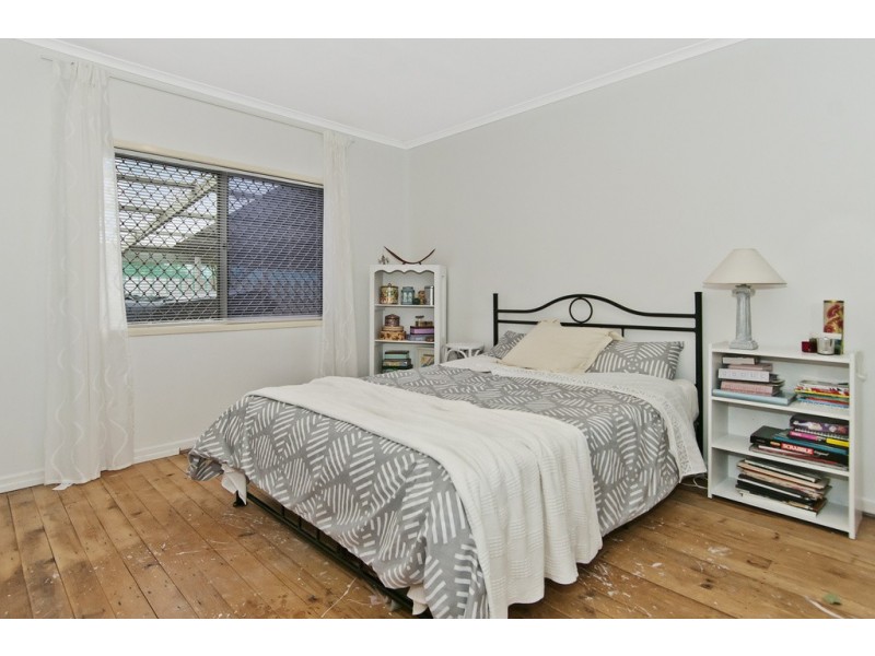 32 Logan Parade, Logan Reserve QLD 4133