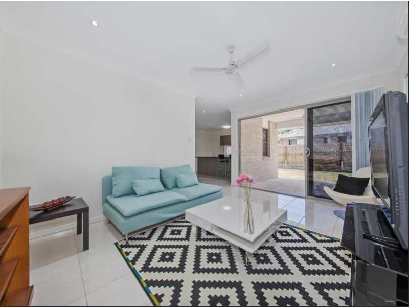 11 Surwold Way, Loganlea QLD 4131