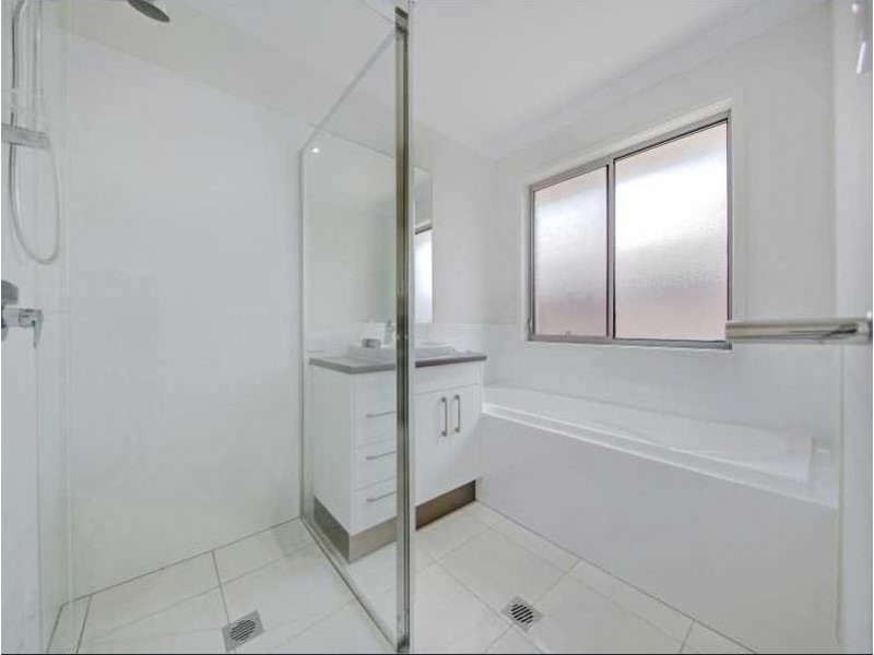 11 Surwold Way, Loganlea QLD 4131