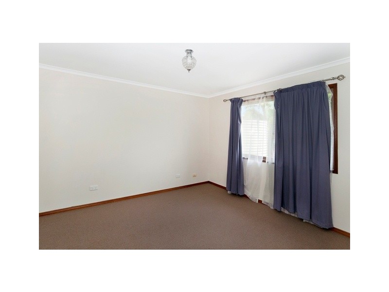 19 Forestwood Street, Crestmead QLD 4132