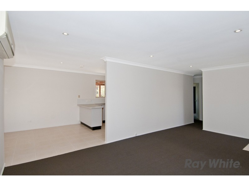 29 Tregana Cct, Edens Landing QLD 4207