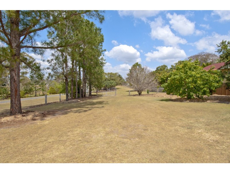 51 Louise Street, Waterford West QLD 4133