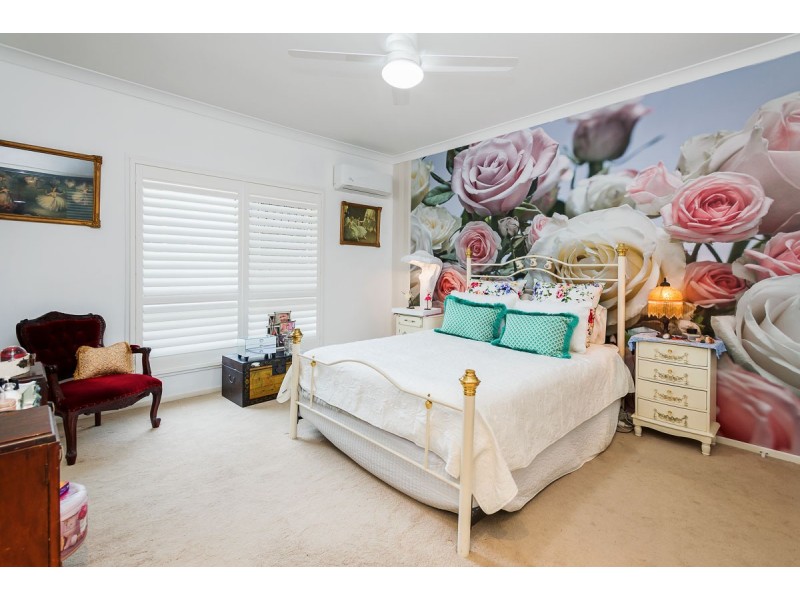 7 Carnarvon Cres, Waterford QLD 4133