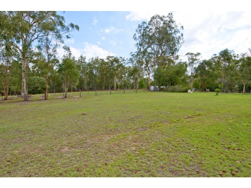 102-132 Bobermien Road, Logan Village QLD 4207