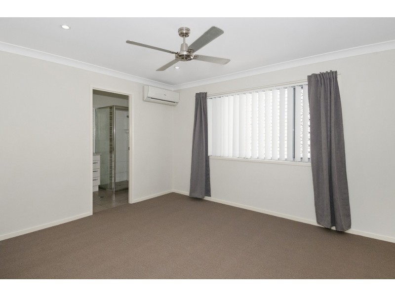 10 Alabaster Dr, Logan Reserve QLD 4133