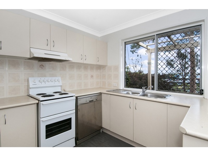 85 Overland Dr, Edens Landing QLD 4207