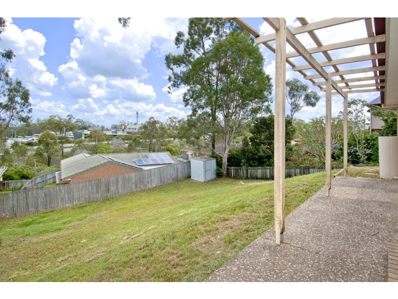 85 Overland Dr, Edens Landing QLD 4207