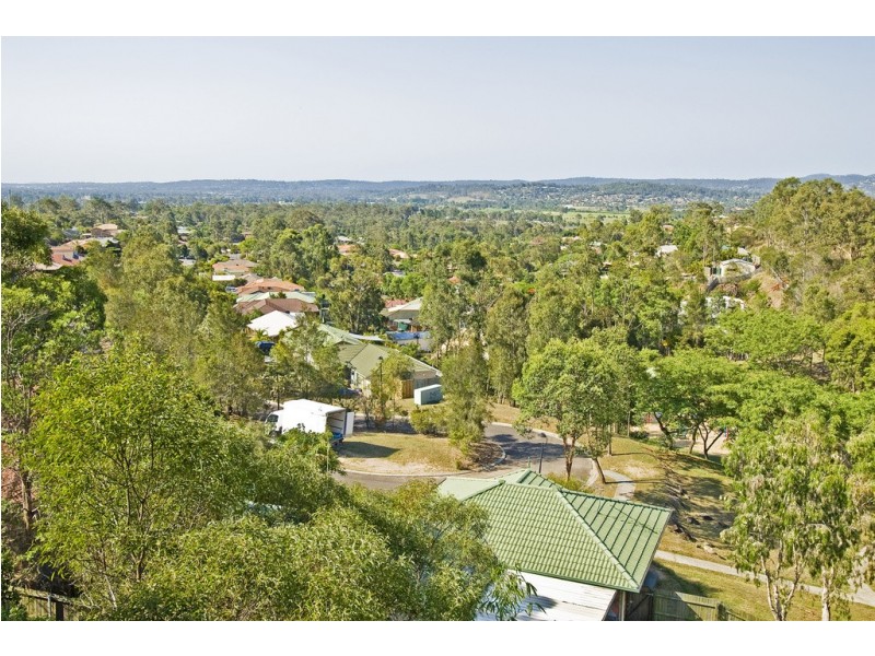 85 Overland Dr, Edens Landing QLD 4207