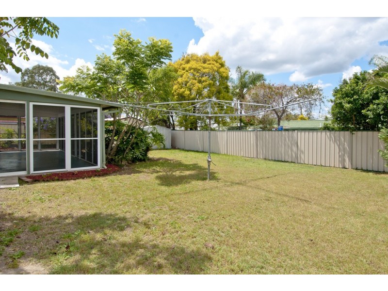 26 Brushbox St, Crestmead QLD 4132