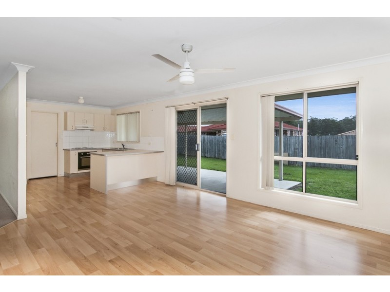 3 Waterline Cr, Waterford QLD 4133