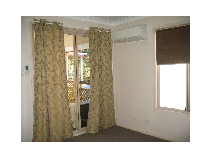 2/159 Fairfield Rd, Fairfield QLD 4103