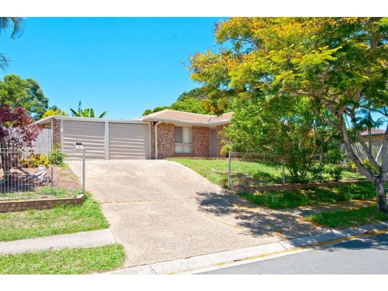 26 Federation Drive, Hillcrest QLD 4118