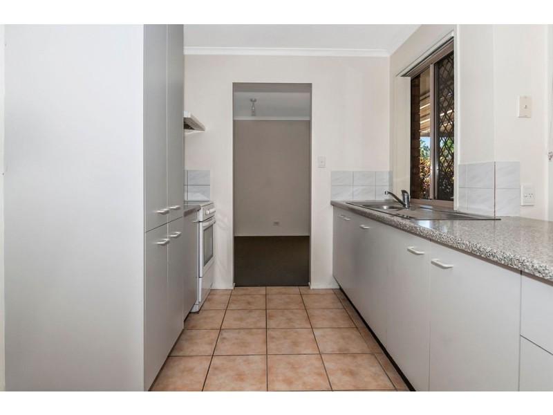 26 Federation Drive, Hillcrest QLD 4118