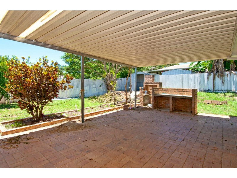 26 Federation Drive, Hillcrest QLD 4118