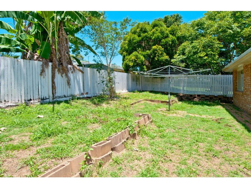 26 Federation Drive, Hillcrest QLD 4118