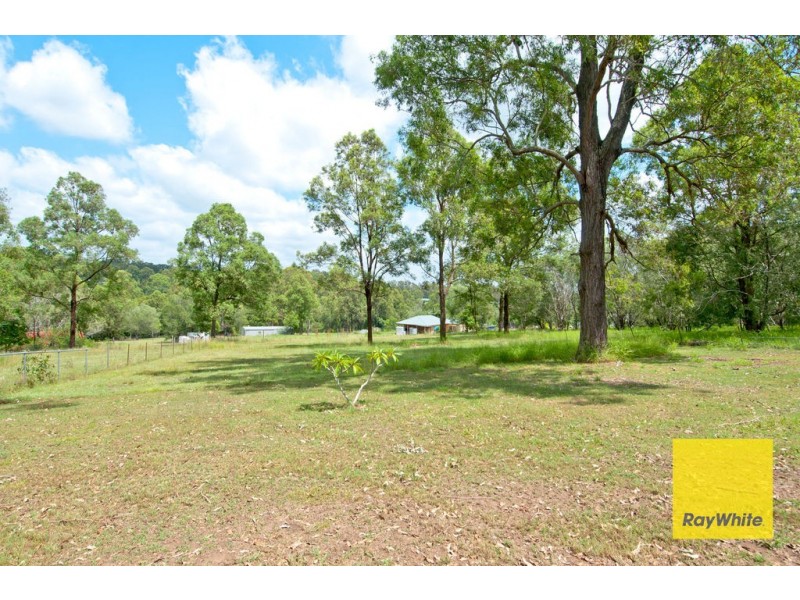427-433 Millstream Rd, Cedar Vale QLD 4285