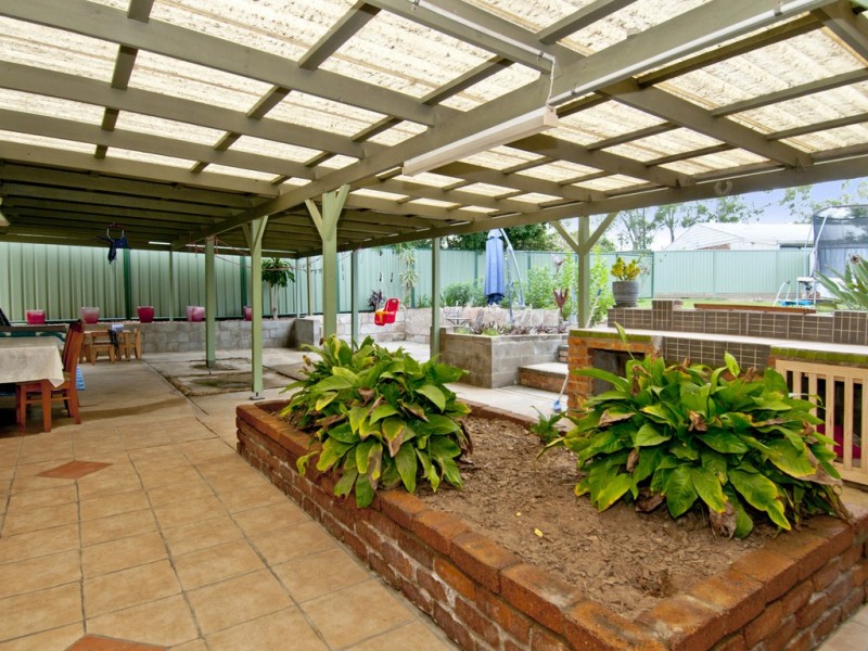 1 Hinchinbrook Ave, Bethania QLD 4205