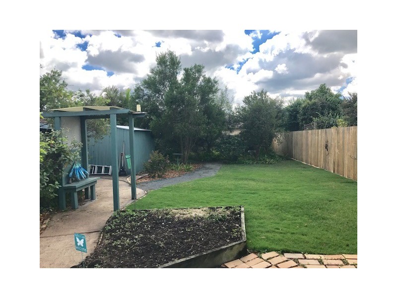 15 Ascot Drive, Loganholme QLD 4129