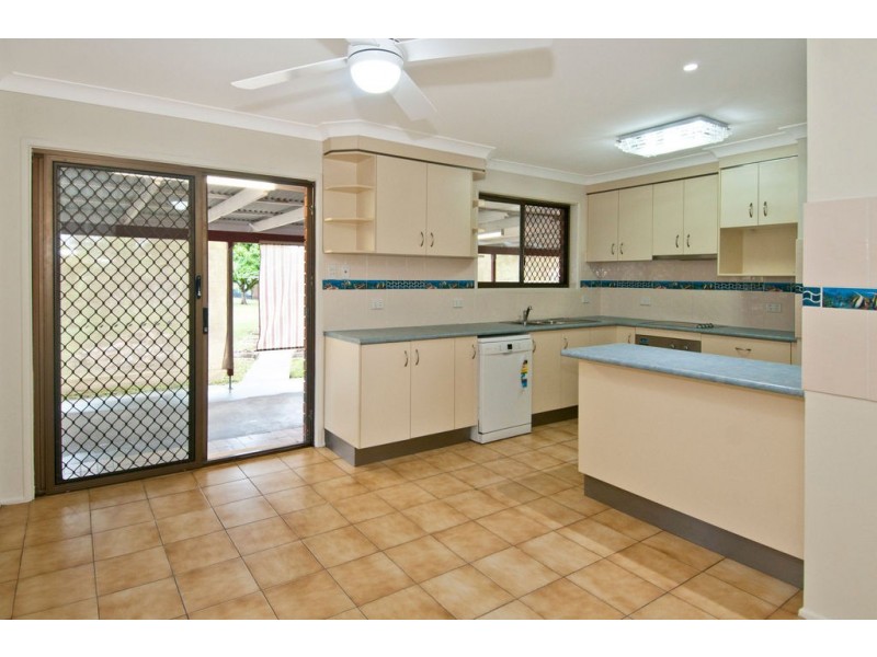 42 Bluegum Dr, Marsden QLD 4132