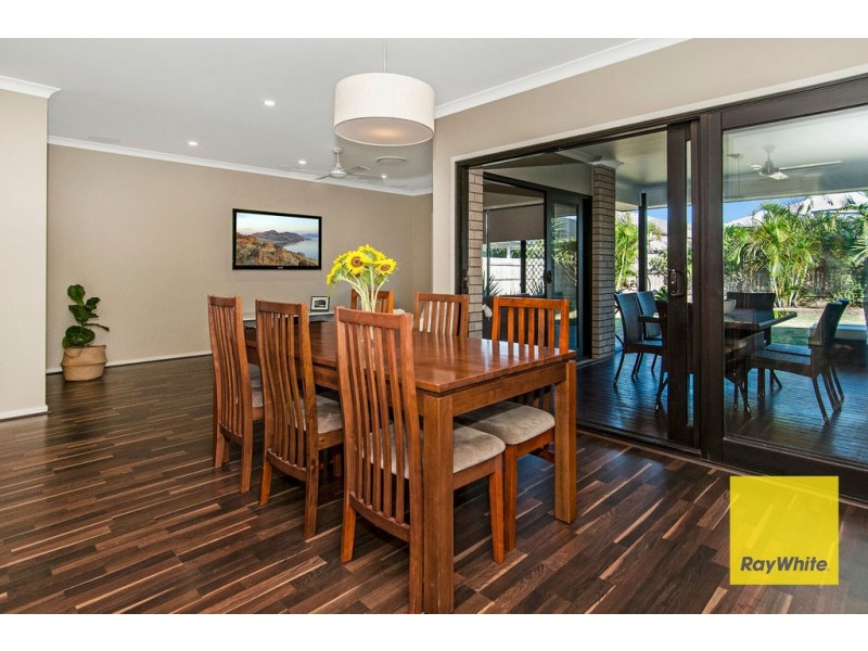 32 Stoneleigh Reserve Blvd, Logan Reserve QLD 4133