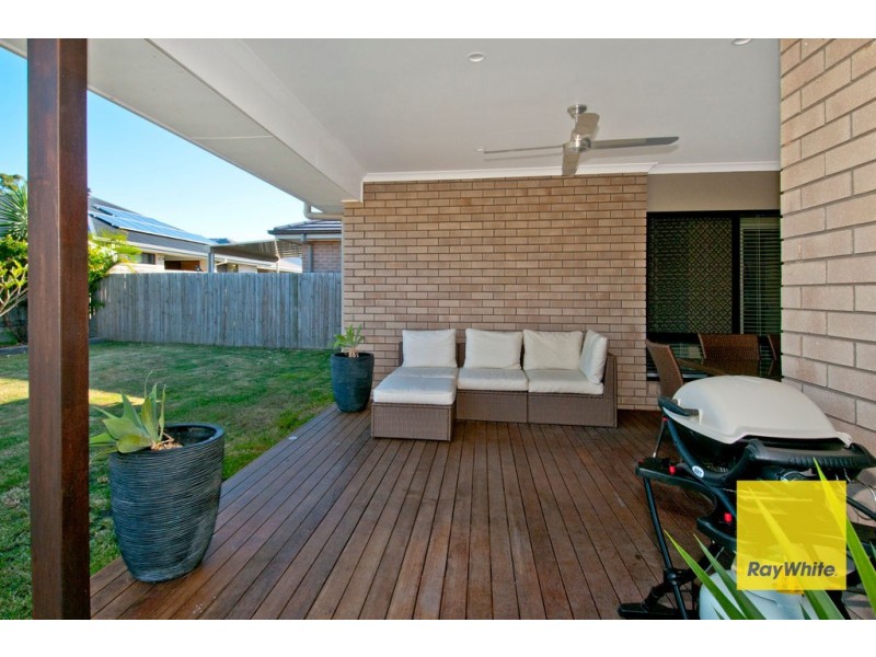 32 Stoneleigh Reserve Blvd, Logan Reserve QLD 4133
