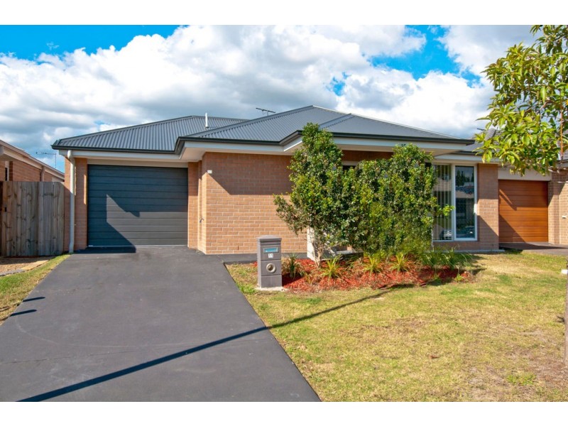 11 Copal Drive, Logan Reserve QLD 4133