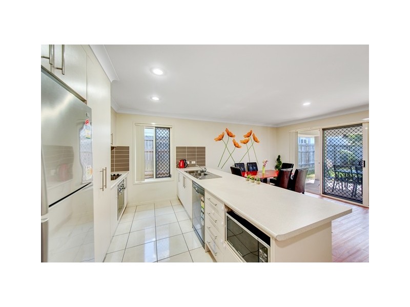 4 Everglades Street, Springfield Lakes QLD 4300