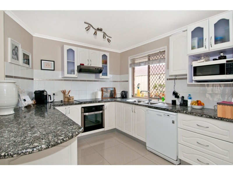 20 Foxdale Ct, Waterford West QLD 4133