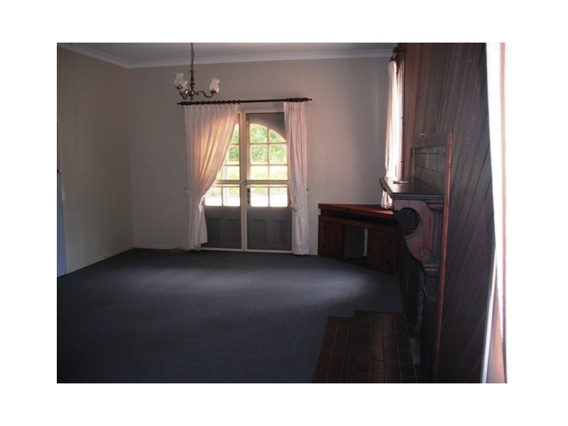 5 Logan Parade, Logan Reserve QLD 4133