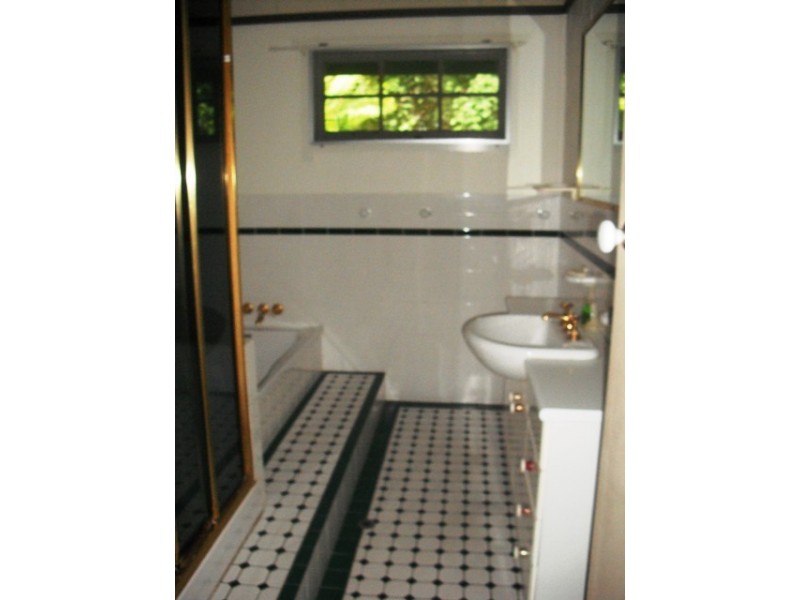 5 Logan Parade, Logan Reserve QLD 4133