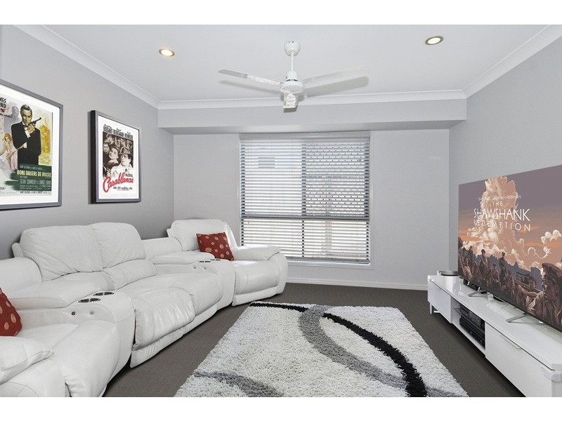 8 Conjola Lane, Waterford QLD 4133