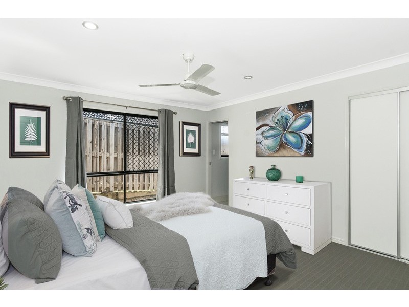 8 Conjola Lane, Waterford QLD 4133