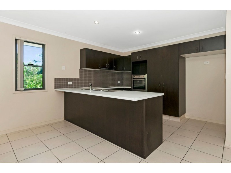 1 Yarramin Chase, Waterford QLD 4133