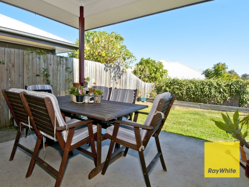 12 Wallaman Close, Waterford QLD 4133