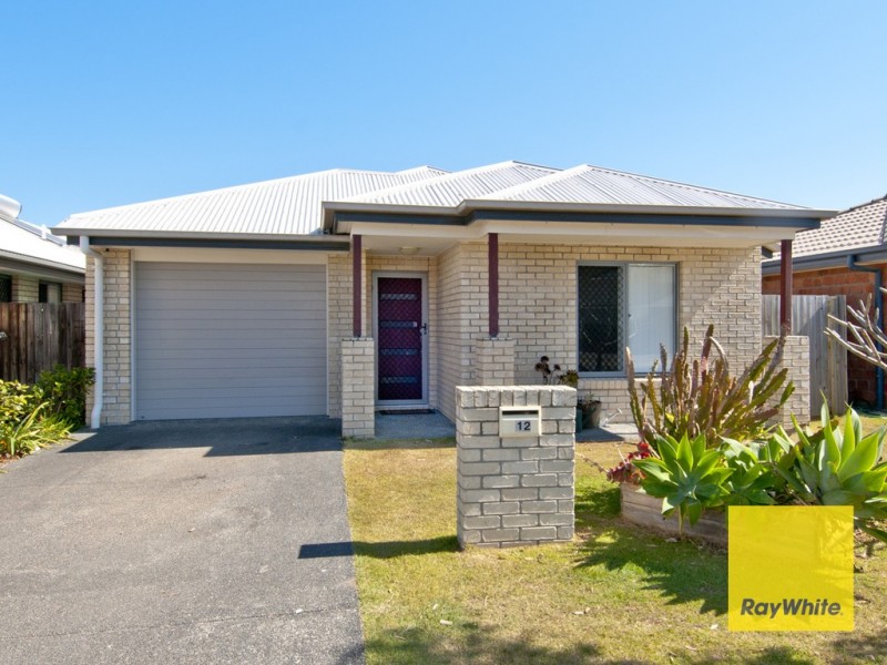 12 Wallaman Close, Waterford QLD 4133
