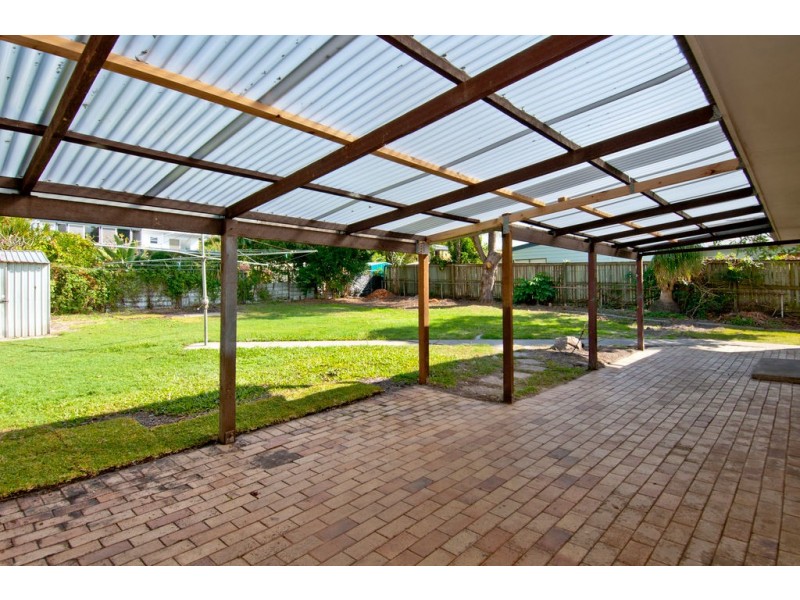 89 Waratah Dr, Crestmead QLD 4132