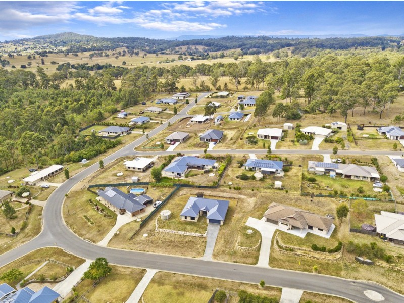 107 – 109 Carrigan Way, Gleneagle QLD 4285