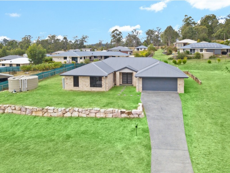 107 – 109 Carrigan Way, Gleneagle QLD 4285