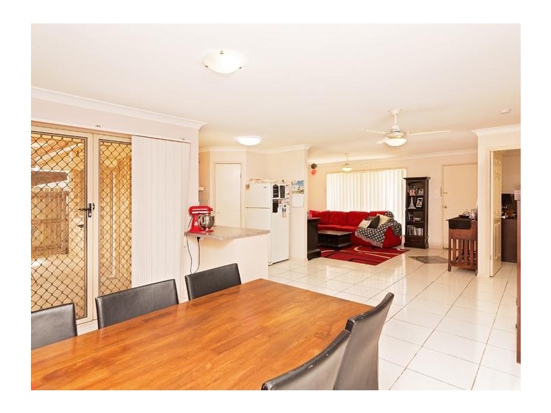 5 Jardine Court, Hillcrest QLD 4118