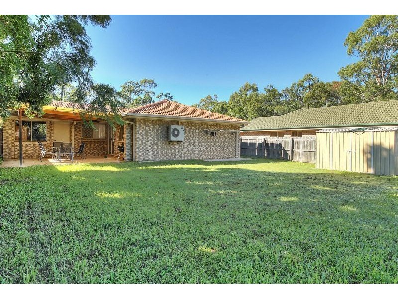 5 Jardine Court, Hillcrest QLD 4118