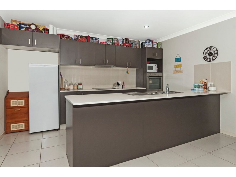 4 Jourama Court, Waterford QLD 4133