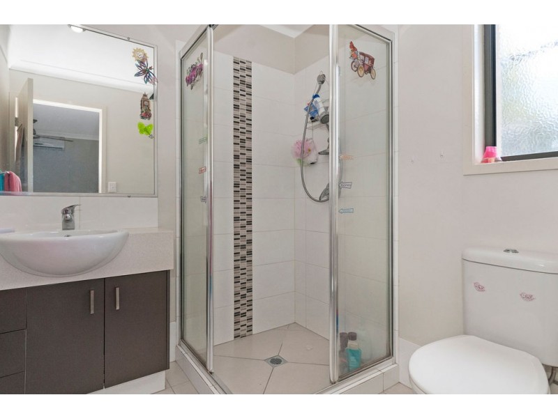 4 Jourama Court, Waterford QLD 4133