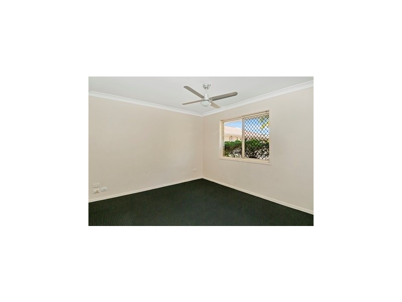 17 Kings Row, Edens Landing QLD 4207