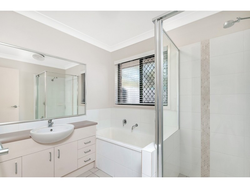 1a Scott St, Brassall QLD 4305