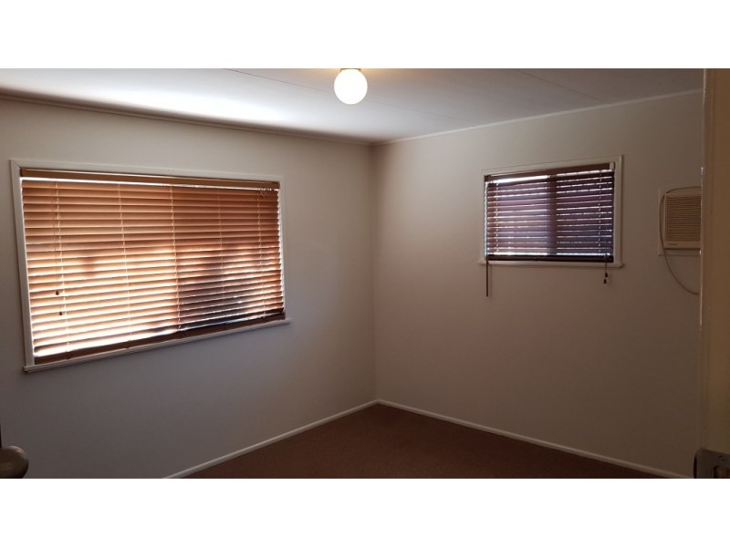 8 Curry Street, Logan Central QLD 4114